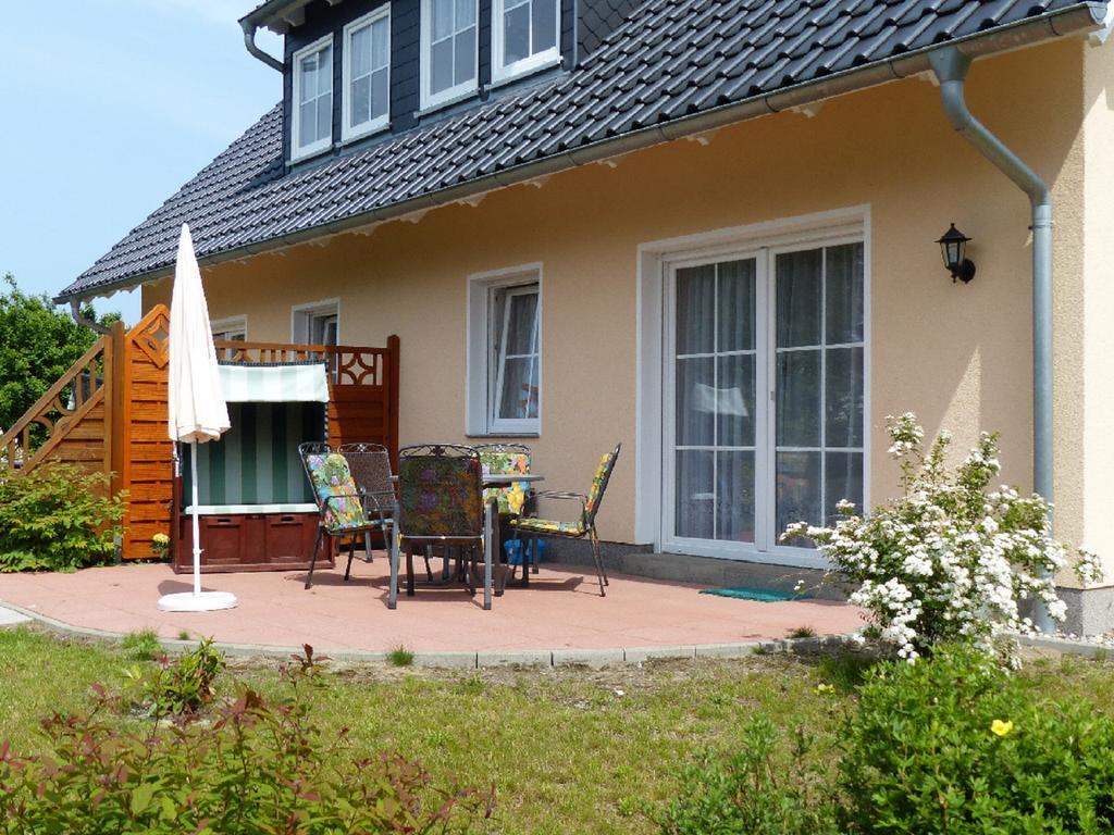 Apartamento Gaestehaus Heuer Baabe Exterior foto